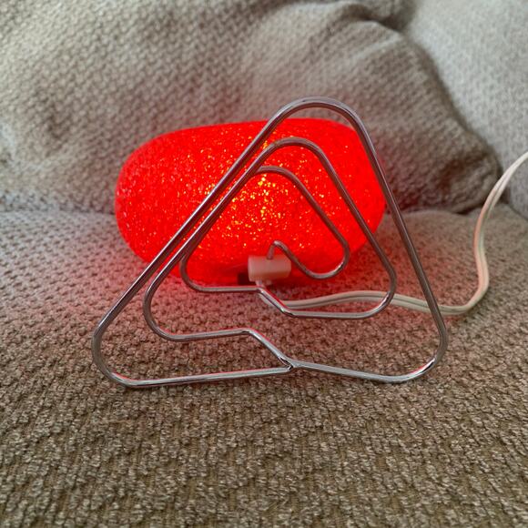 VINTAGE Decorative Outfit 90s XOXO Melted Popcorn Red Heart Light Romantic Sexy - Picture 9 of 14